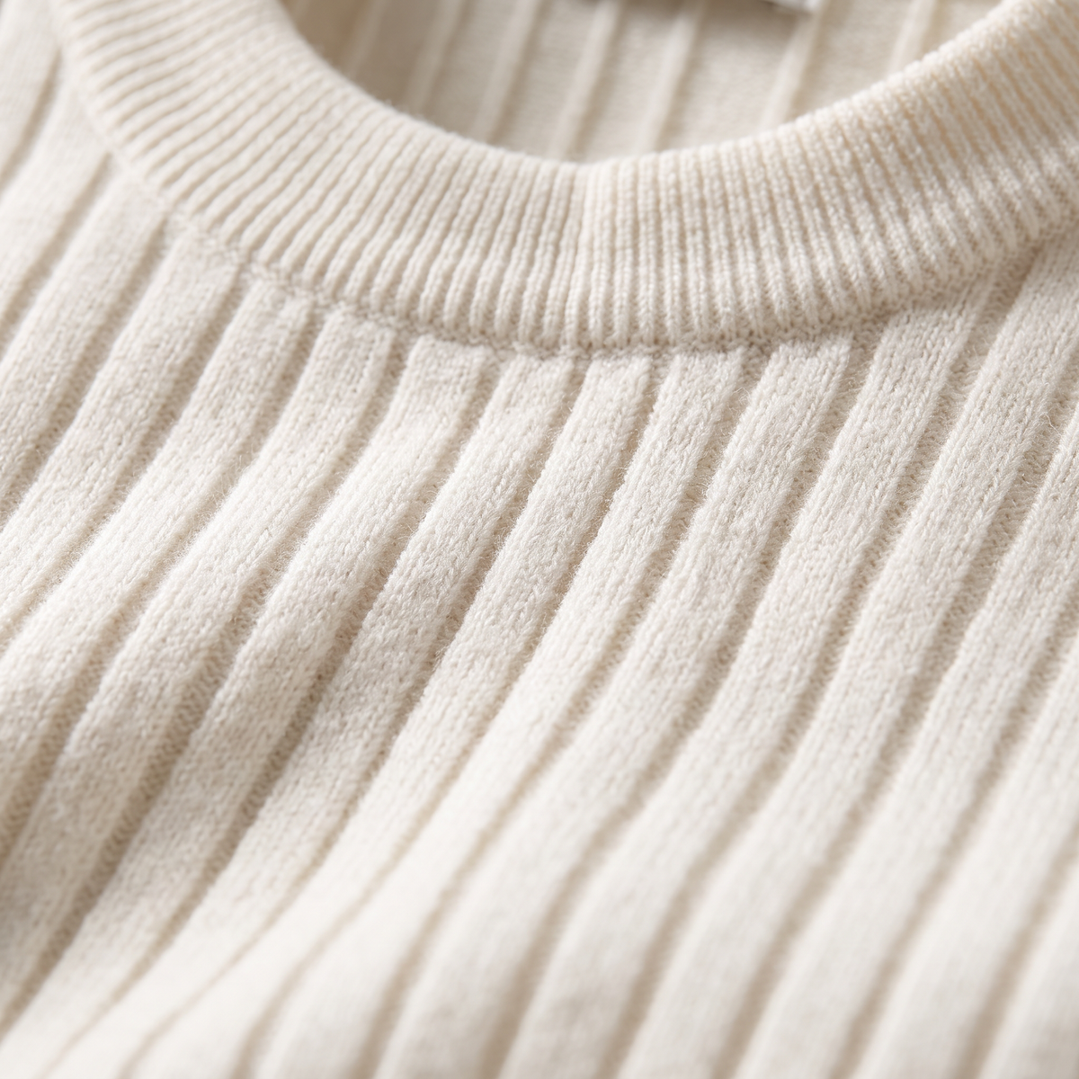 Men's Ribbed Knit Crew Neck Sweater - White - knit close-up