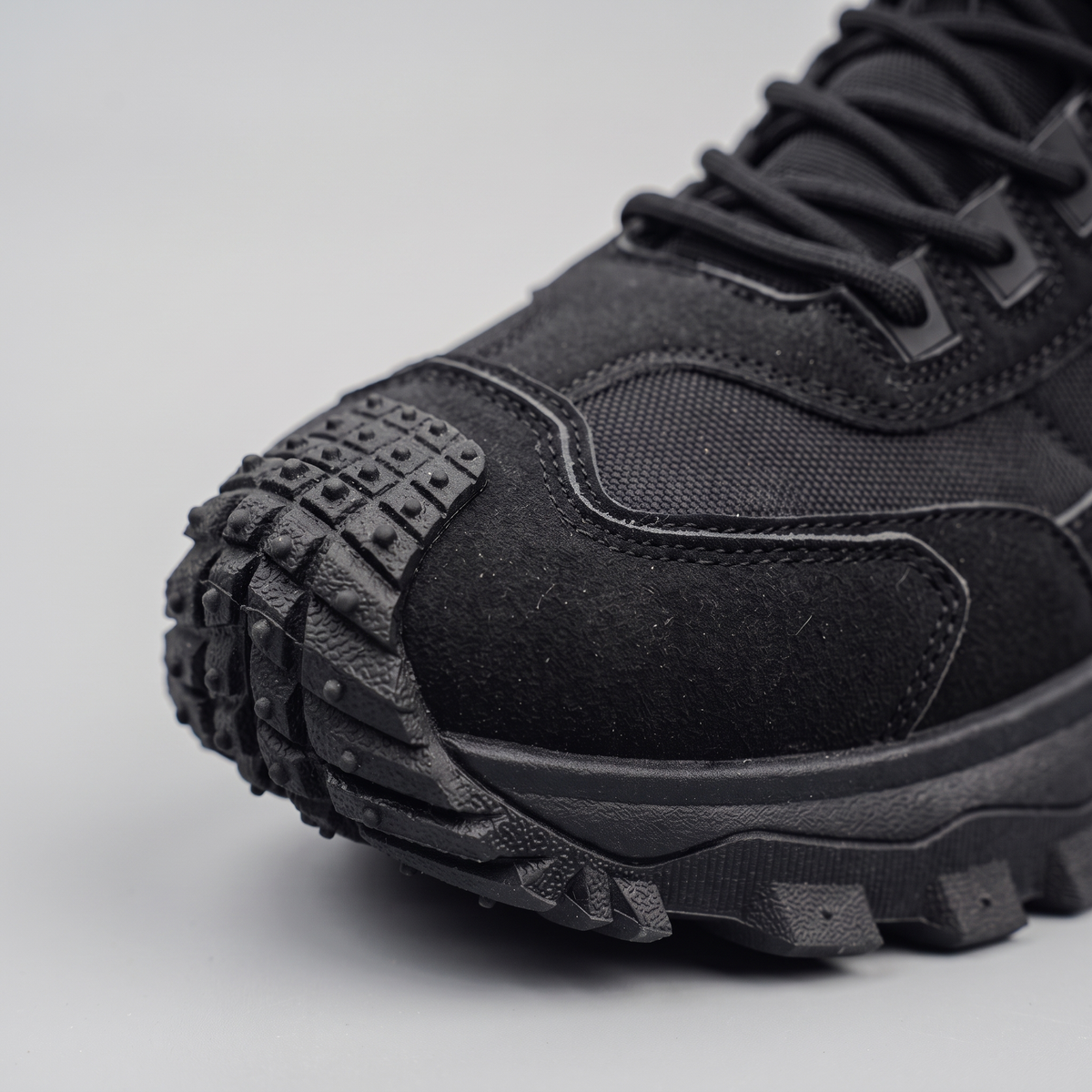Men's High-Top Hiking Boots - Black - close-up