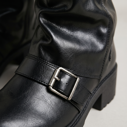 Round Toe Block Heels Boots - Black - close-up