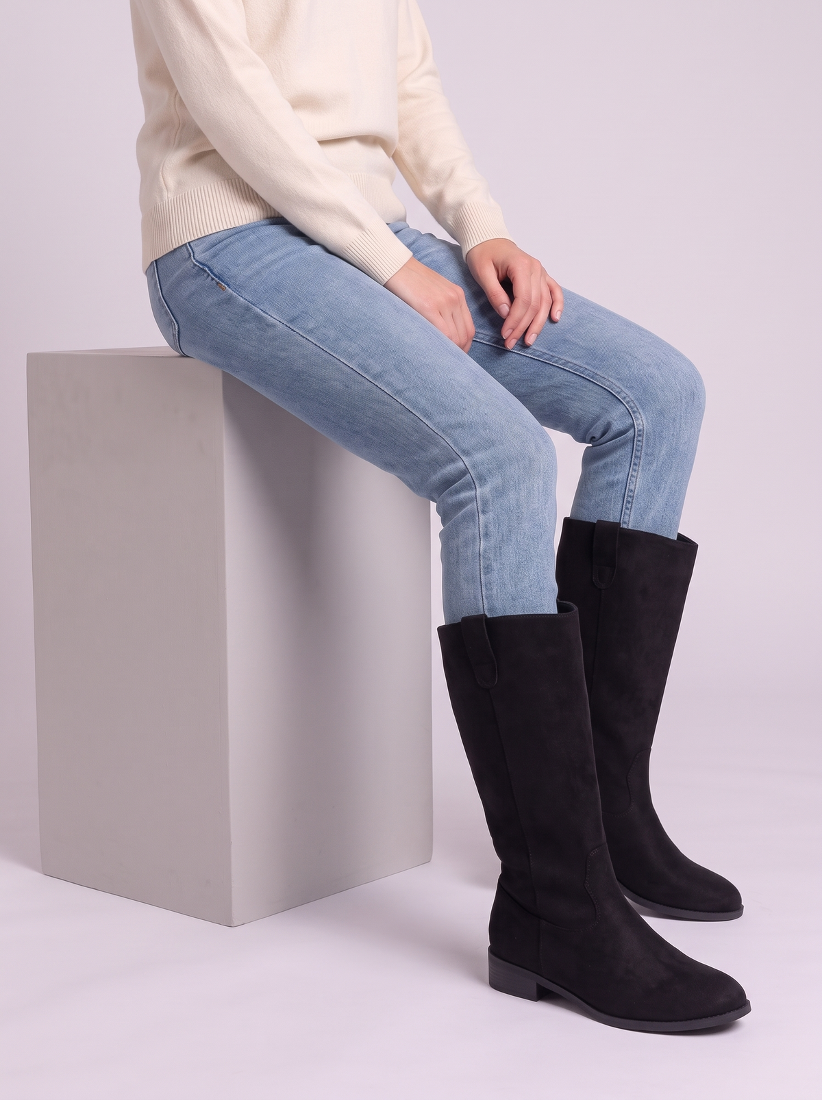 Round Toe Suede Boots - Black - seated